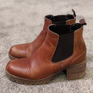Bullboxer Chelsea boots